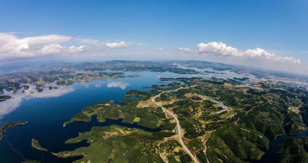 湖北，挑战中的崛起之地